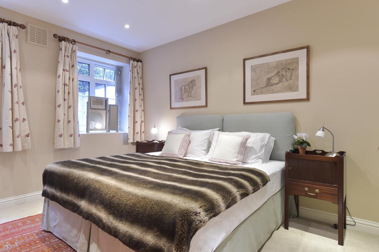 Apartament Peaceful 1 Bed Flat Off Sloane Square With Patio Londyn Zewnętrze zdjęcie